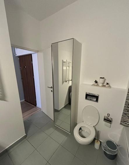 Apartament cu 2 camere semidecomandat, mobilat în Timpuri Noi