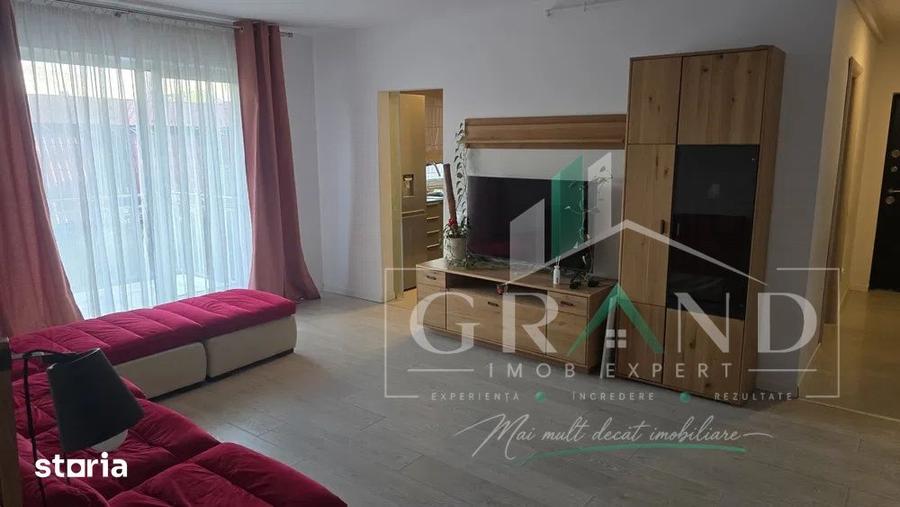 Apartament cu 3 camere, mobilat în Central