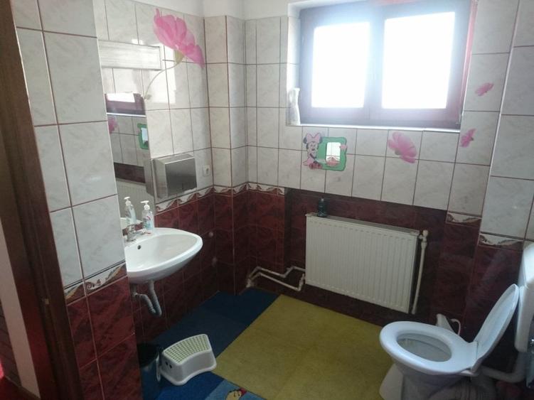 Casă cu 5 camere cu Teren 170 Mp în Iancului