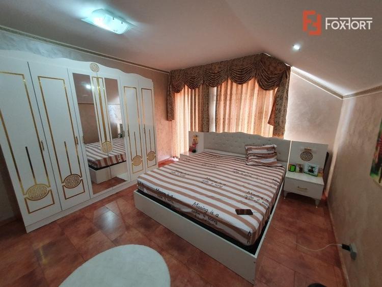 Casă individuală cu 5 camere cu Garaj în Denta