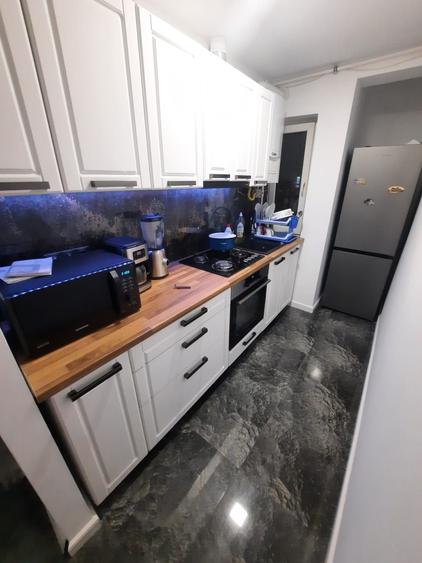 Apartament cu 2 camere decomandat în Exterior Vest