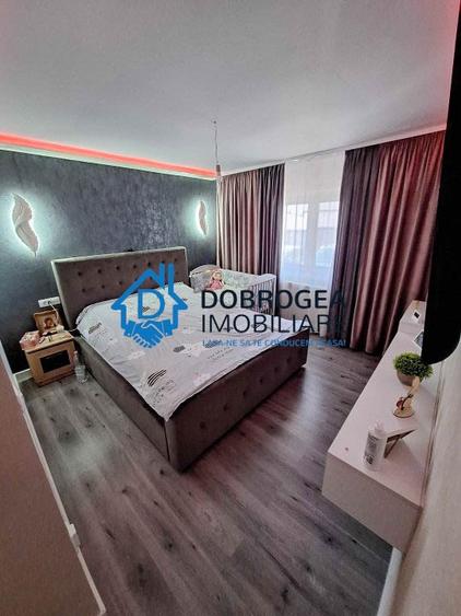Apartament cu 4 camere decomandat, mobilat în E3