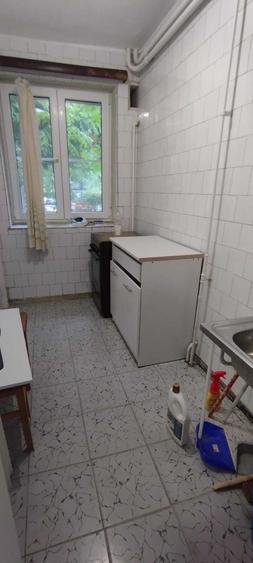 Garsonieră decomandată în Drumul Taberei