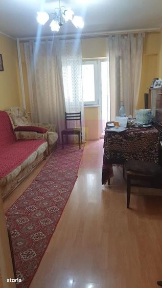 Apartament cu 3 camere decomandat în Morarilor