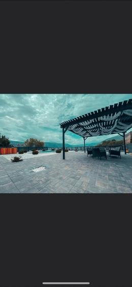De vanzare pensiune casa hotel Casa Bijou Sat Eselnita Mehedinti - 1