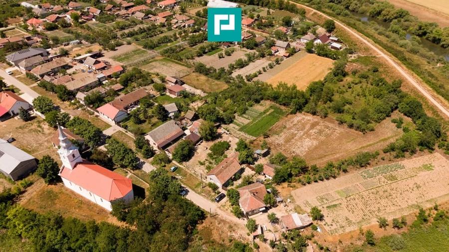 Teren de 1501 mp, în Iermata
