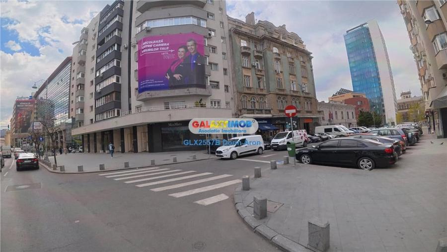 Spatiu comercial 100 mp, vitrina 4,5 ml - Centrul Vechi - 1
