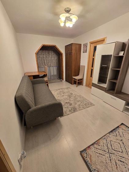 Apartament cu 2 camere semidecomandat în Vest