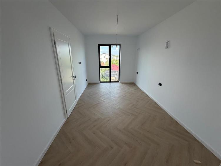 Apartament cu 3 camere decomandat în Ultracentral