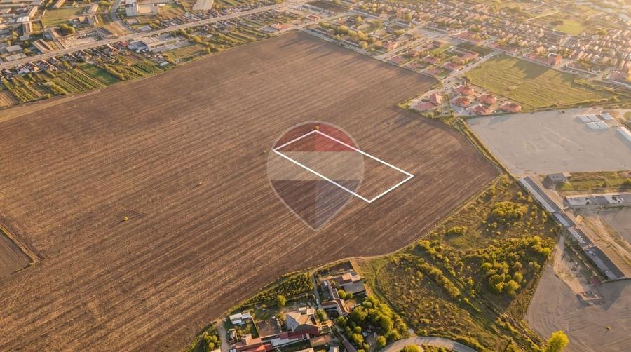 Teren Construcții intravilan de 4350 mp, în Sud-Vest