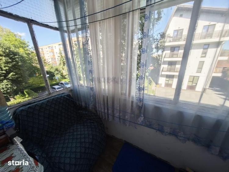Apartament cu 2 camere semidecomandat în 13 Decembrie