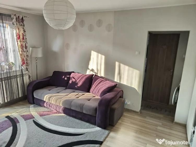 Apartament cu 2 camere semidecomandat în Central