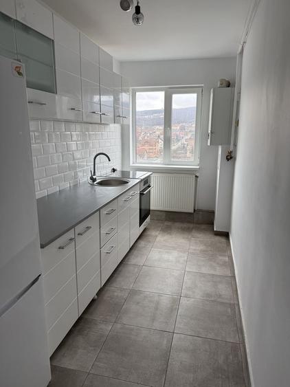 Apartament cu 2 camere decomandat în Cetate