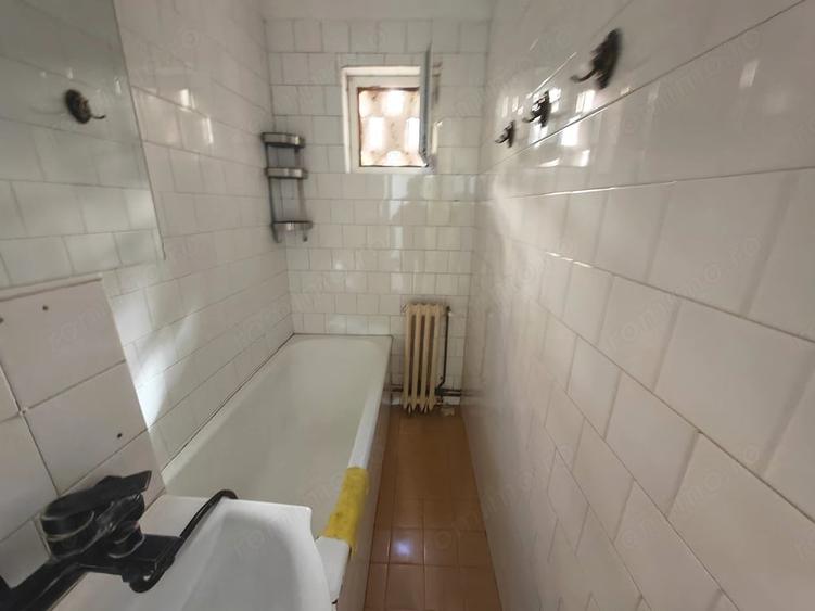 Apartament cu 2 camere nedecomandat în Girocului
