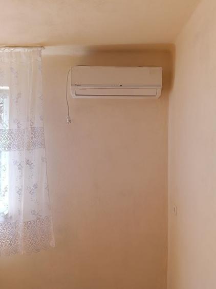 Casă cu 4 camere în Exterior Vest