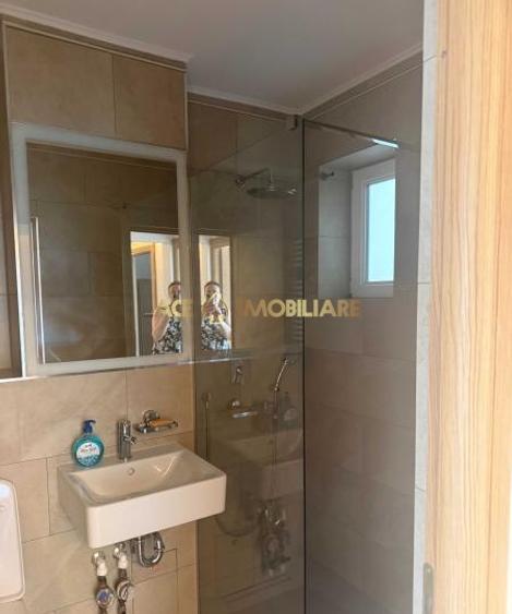 Apartament cu 2 camere decomandat, mobilat în Drumul Taberei
