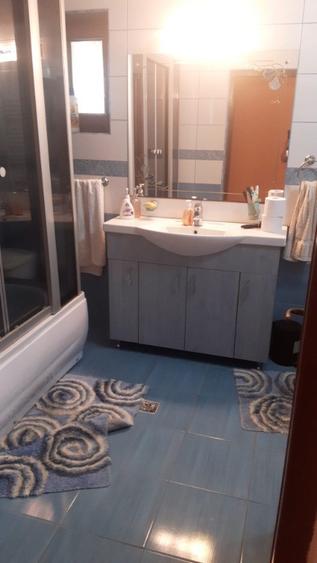 Casă cu 4 camere cu Teren 1200 Mp în Săsar