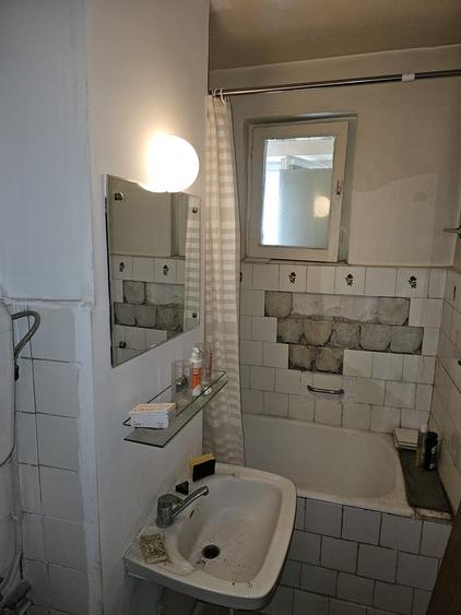 Garsonieră decomandată în Bucur Obor