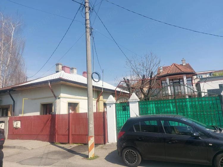 Casă cu Teren 126 Mp în Central
