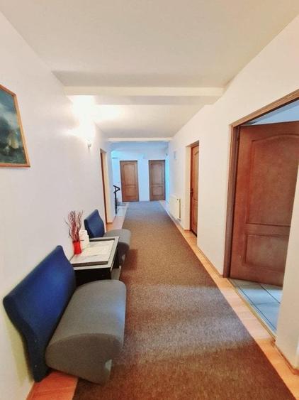 Spațiu comercial, de 610 mp, în Florești
