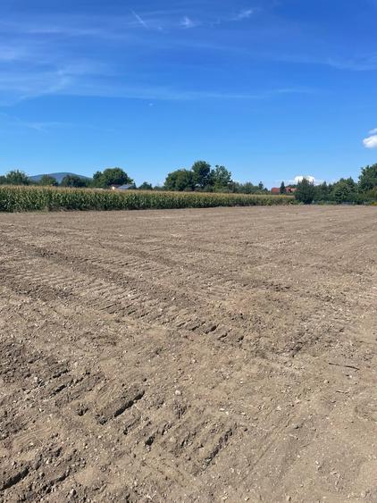 Teren Construcții intravilan de 576 mp, în Stupini