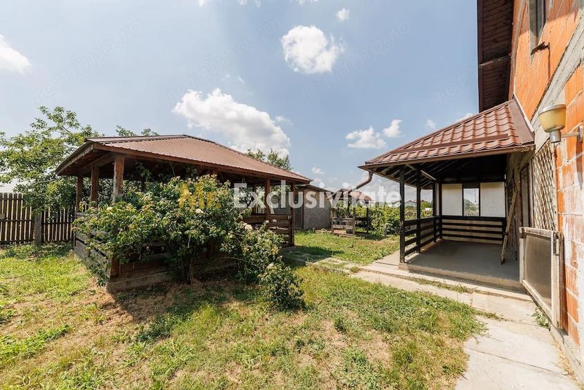 Casă cu 3 camere cu Teren 705 Mp în Craiovei