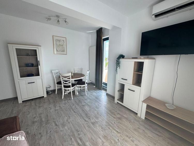 Apartament cu 2 camere semidecomandat în 1 Mai