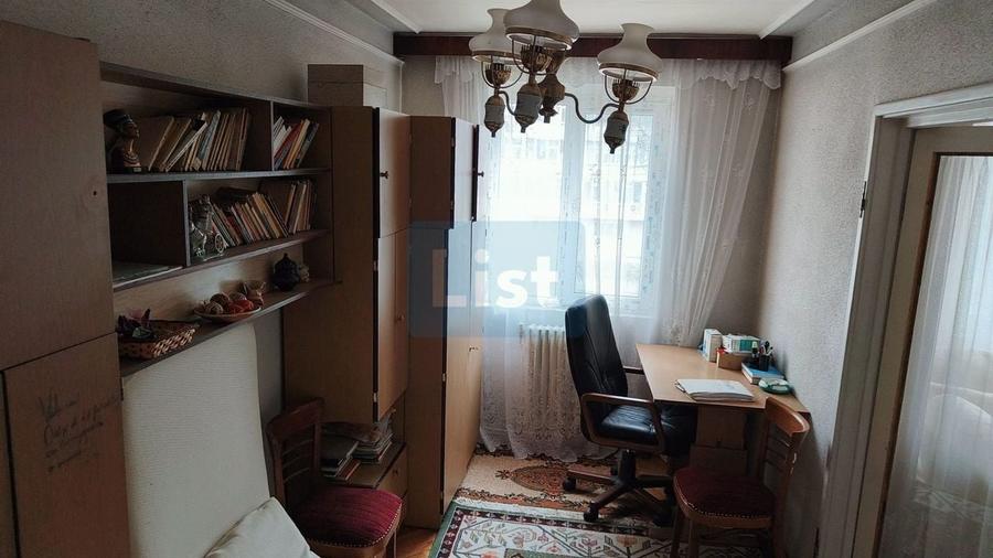 Apartament cu 4 camere semidecomandat în Kogălniceanu