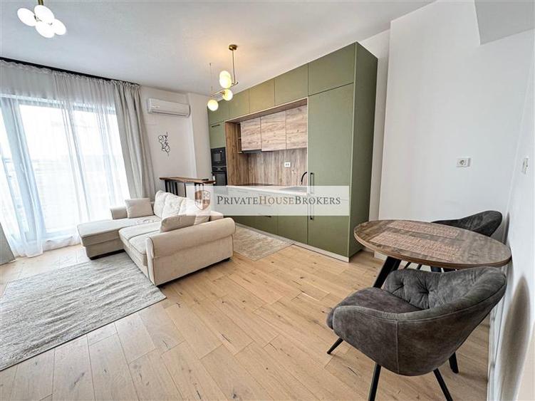 Apartament cu 2 camere semidecomandat, mobilat în Pipera