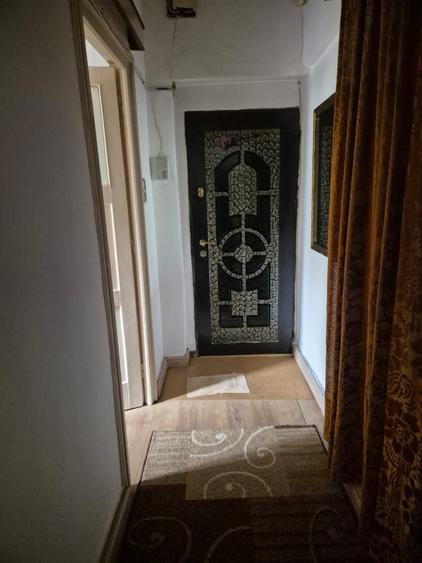Apartament cu 2 camere decomandat în Astra