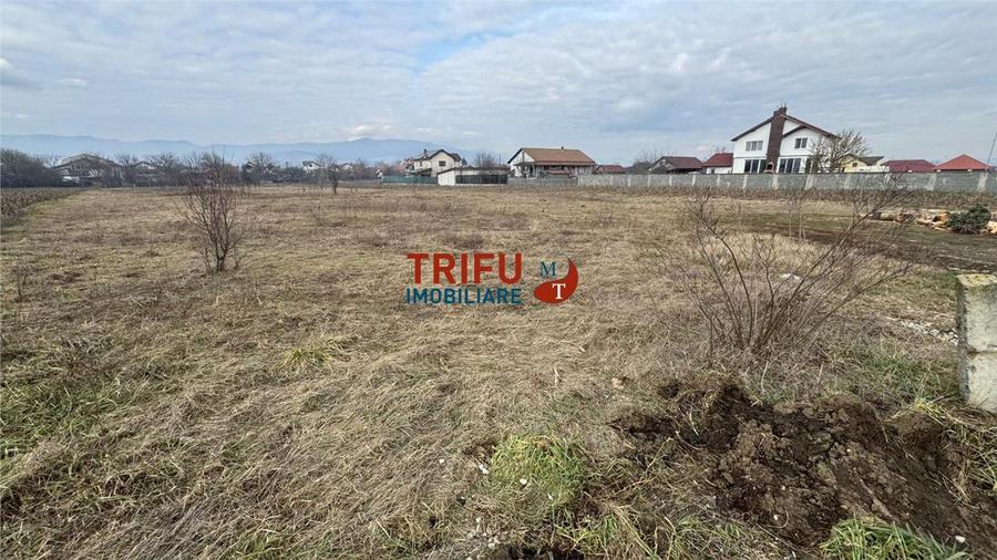 Teren Construcții intravilan de 464 mp, în Partoș