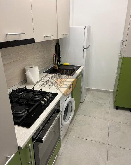 Apartament cu 2 camere decomandat, mobilat în Central