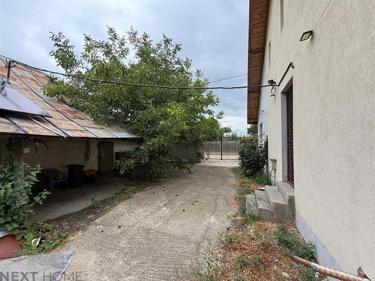 Casă individuală cu 4 camere cu Teren 400 Mp în Bolotești