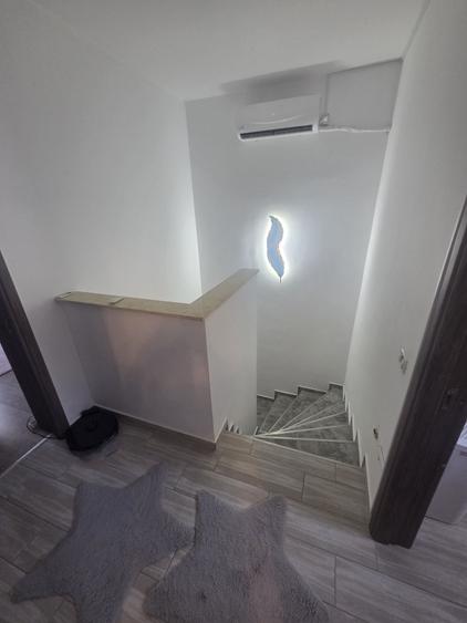 Casă cu 4 camere în Militari
