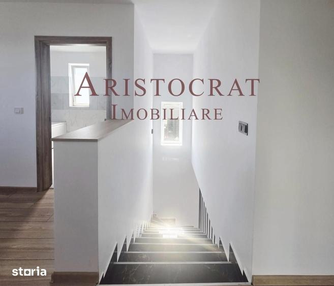 Casă cu 4 camere cu Teren 480 Mp în Corbeanca