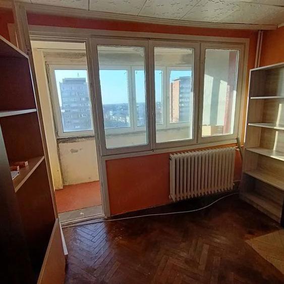 Apartament cu 2 camere decomandat în Circumvalațiunii