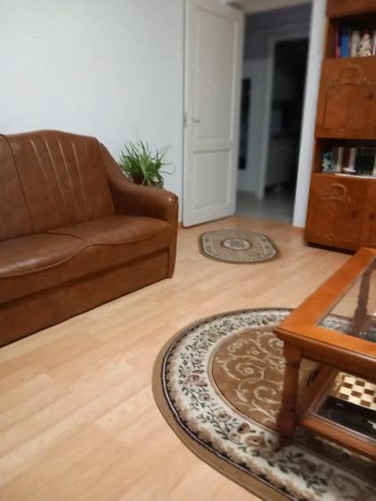 Apartament cu 2 camere decomandat în Sud