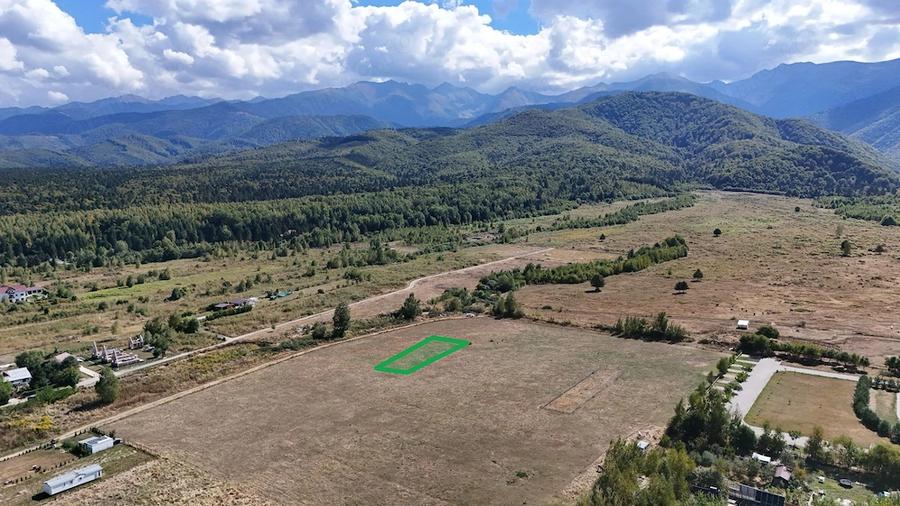 Teren de 900 mp, în Central