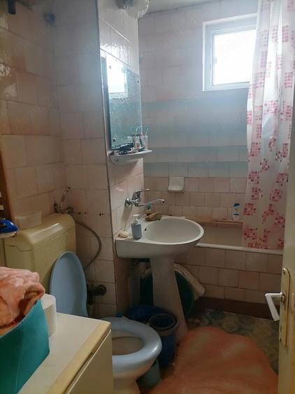 Apartament cu 2 camere decomandat în Precista