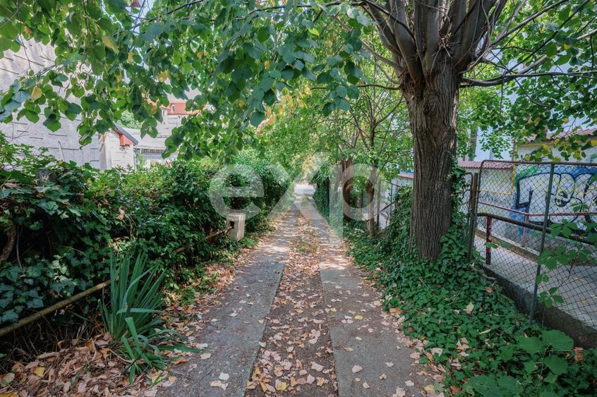 Apartament cu 4 camere decomandat, mobilat în Ultracentral