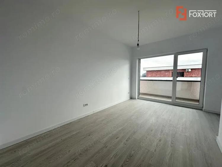 Apartament cu 3 camere decomandat în Mehala