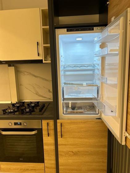 Apartament cu 2 camere semidecomandat, mobilat în Parcul Carol