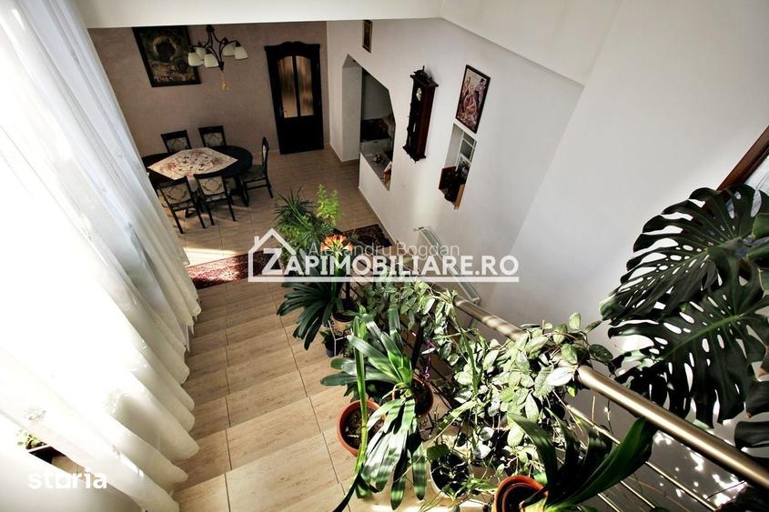 Casa 8 camere,4 bai,482mp,1.100mp teren,2 garaje,0% comision