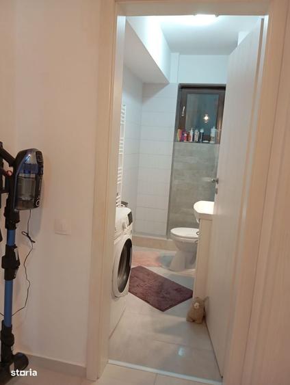 Apartament cu 3 camere decomandat în Găvana