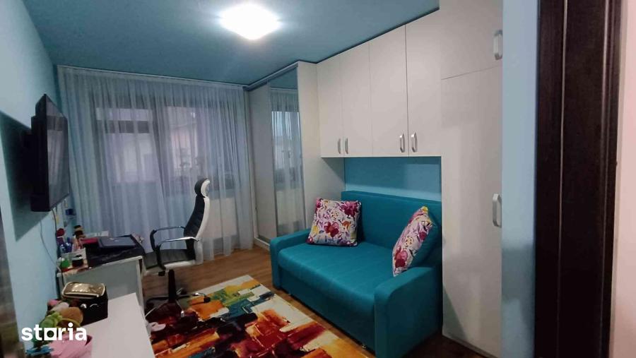 Apartament cu 2 camere semidecomandat în Florești