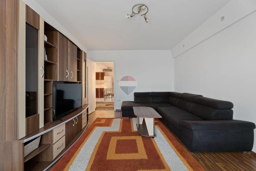 Apartament cu 2 camere decomandat, mobilat în Ultracentral