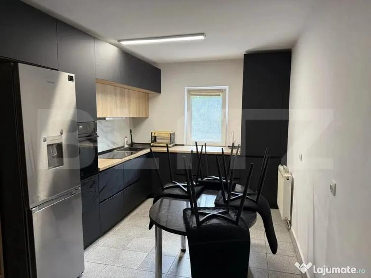 Apartament cu 4 camere decomandat în Zorilor