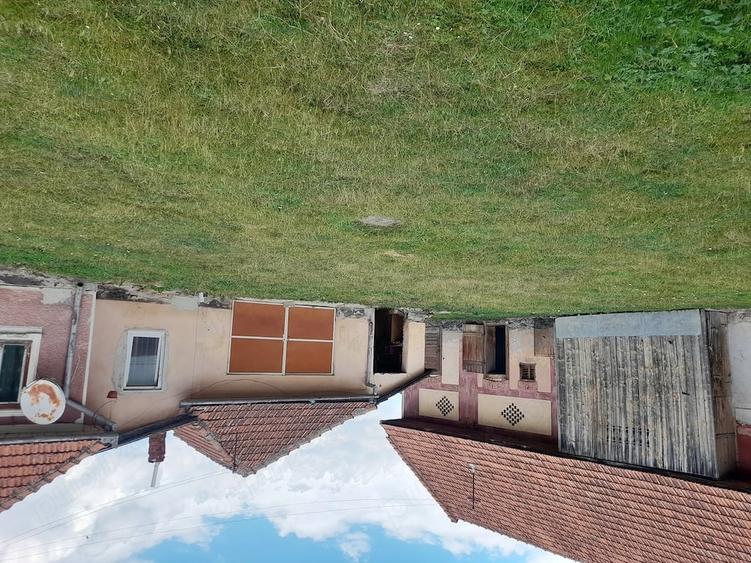 Casă cu 3 camere cu Teren 24295 Mp în Vama Buzăului