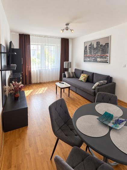 Apartament cu 2 camere decomandat, mobilat în Băneasa