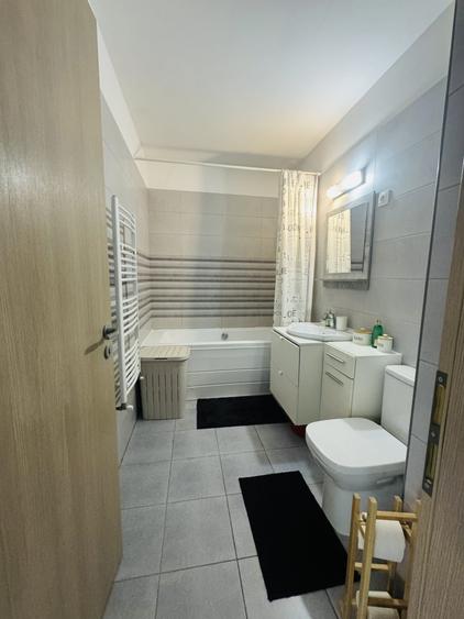 Apartament cu 2 camere decomandat, mobilat în Torontalului